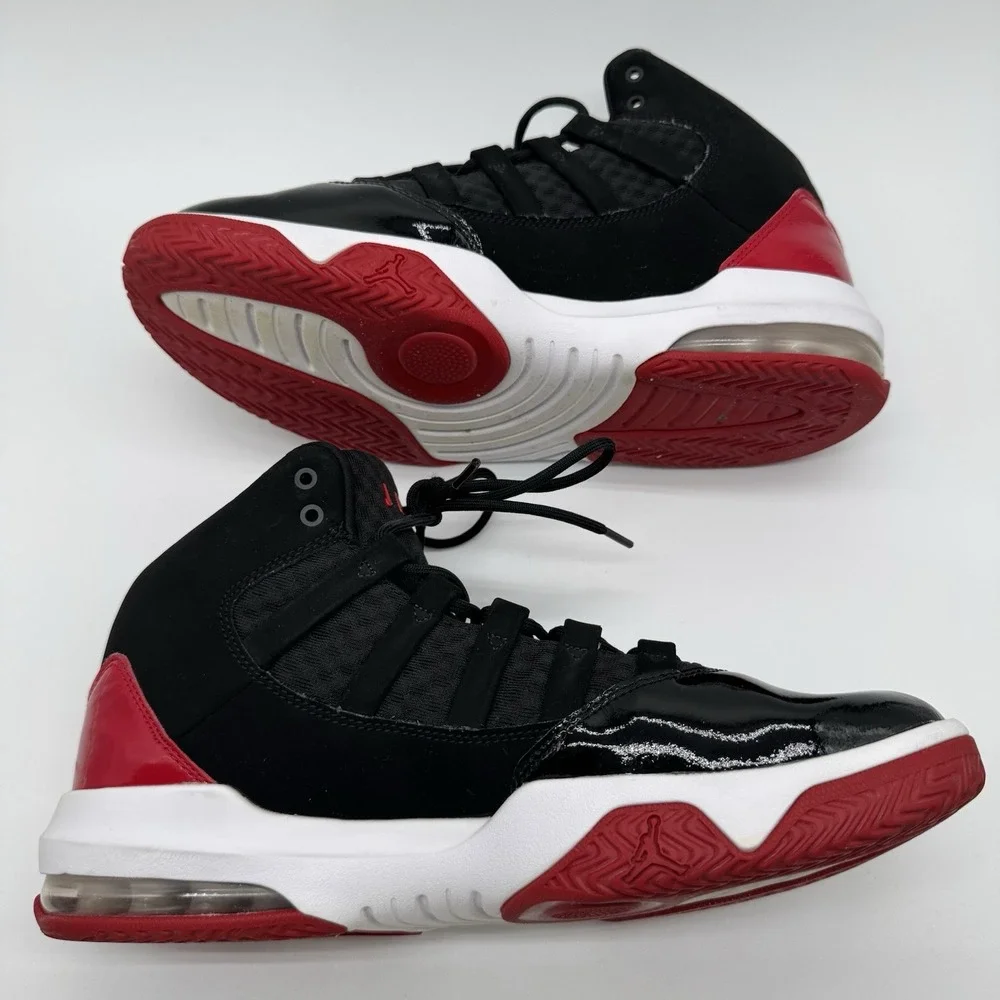 Jordan Max Aura Black Gym Red White AQ9084-006 Men's Size 9.5 Basketball Shoes